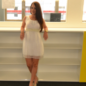 Postschrank gelb Hochglanz.png