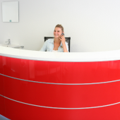 Theken Praxis Empfangsmöbel.png